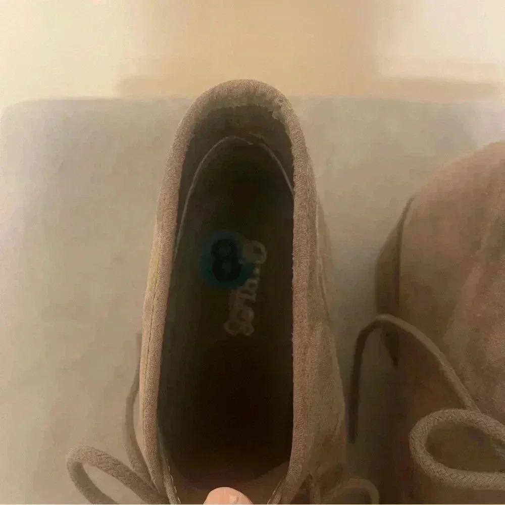 CARLOS SANTANA GRAHAM LACE UP FAUX SUEDE TAUPE BOOTIES SIZE 8M - Picture 9 of 11